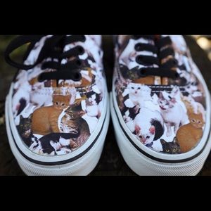 ASPCA x Vans Low Top Cat Print Sneakers - Women's 8.5/Men's 7